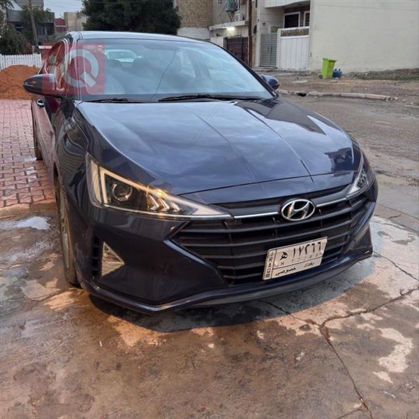 هيونداي   للبيع في العراق
